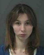 Vrouw heeft webcam seks met 15 jarig meisje.