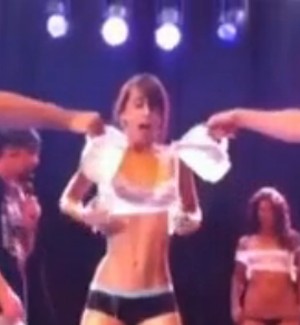 Wet t-shirt vallen fail