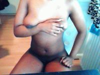 Curvy Hot, 19-jarige ebony schoonheid en model, wil camsex