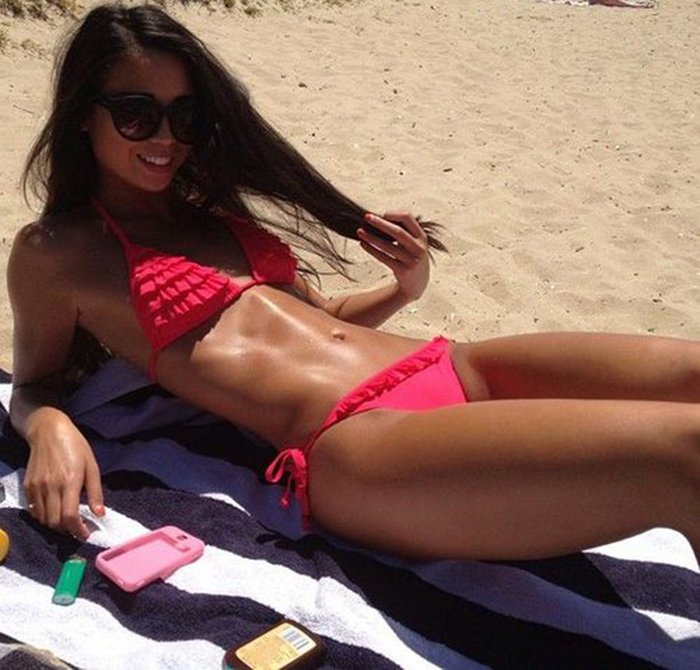 mooie-vrouwen-in-bikini-13