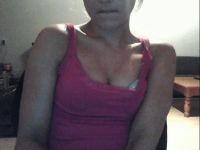 Sexy ding, 18-jarige tiener uit Amsterdam wil klaarkomen achter de cam