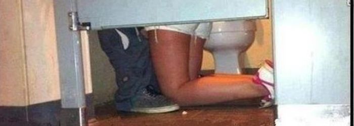 Ze vraagt hem ten huwelijk