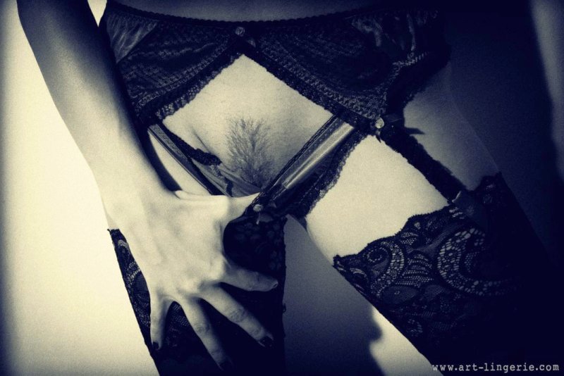 celeste-erotische-zwart-wit-fotos-pic11