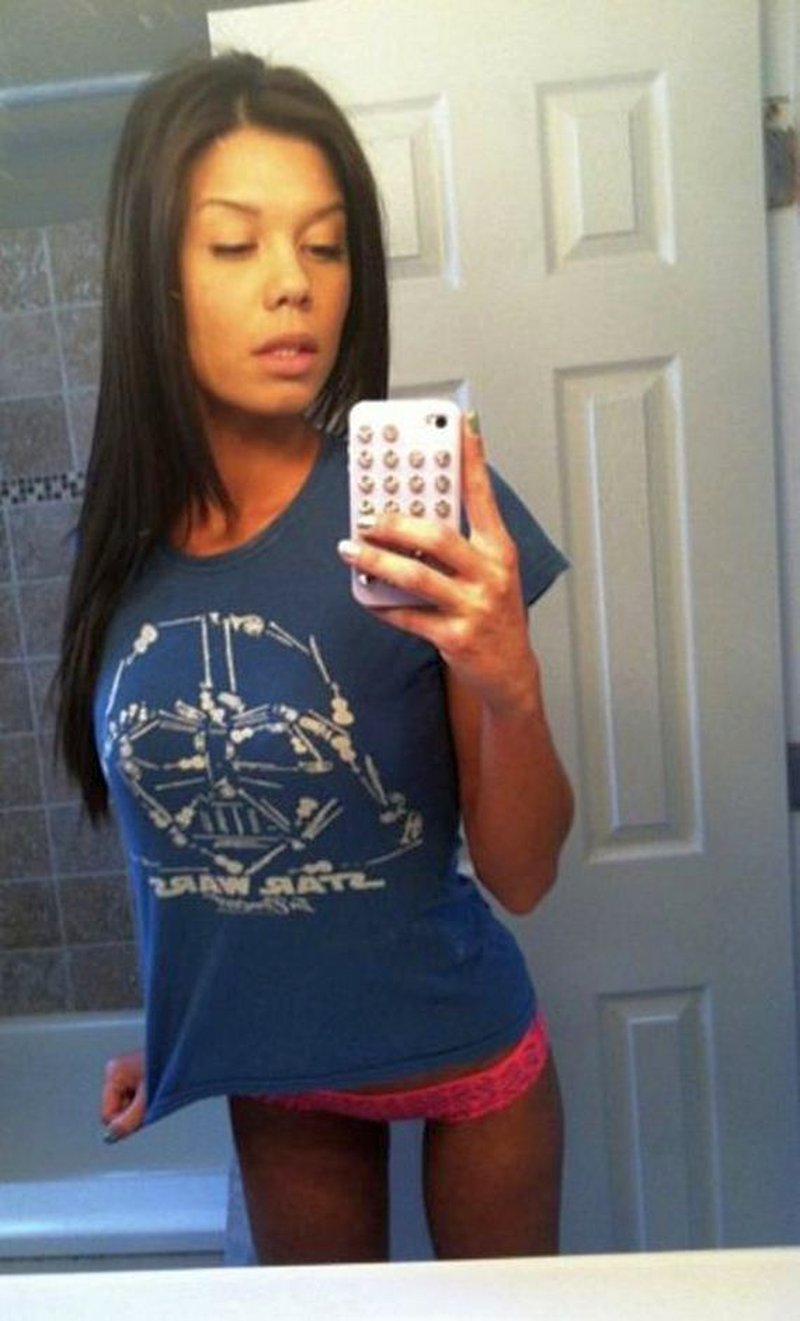 sexy-social-media-babes-selfies-13