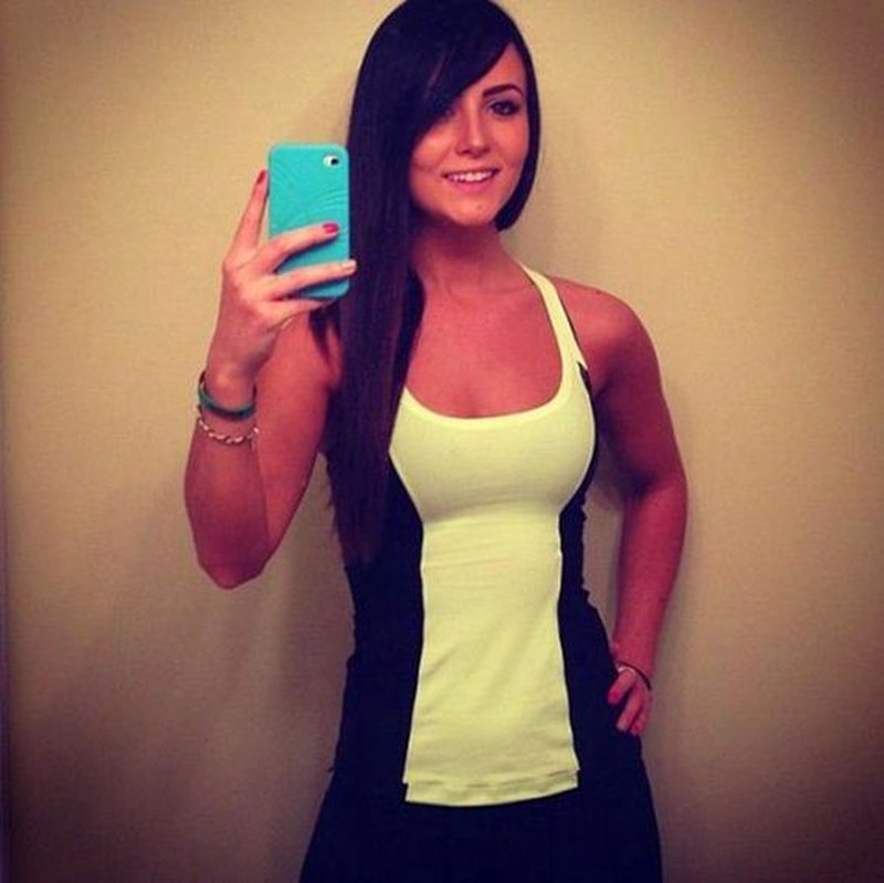 sexy-social-media-babes-selfies-29