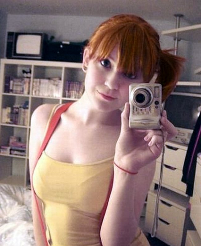 selfies-van-sexy-social-media-babes-17