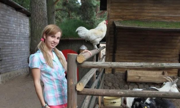 Naakt op de boerderij