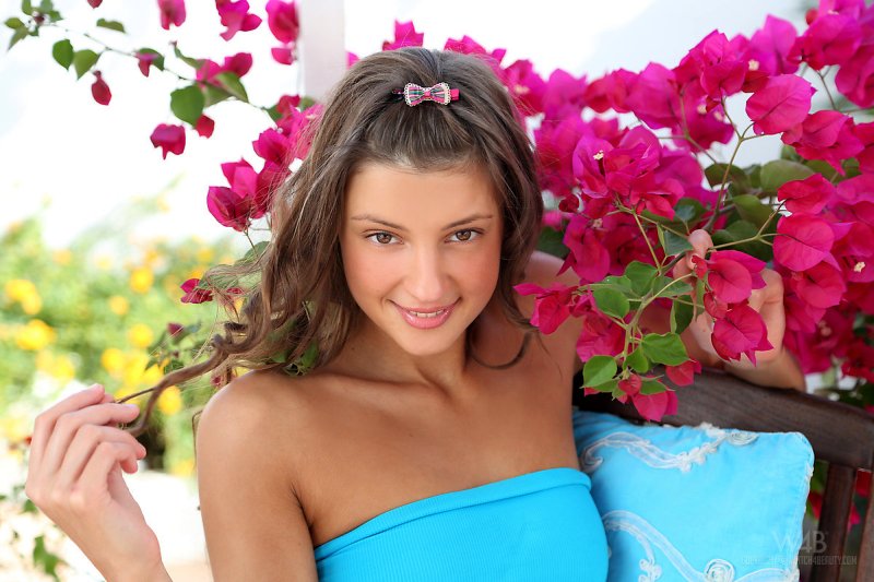 maria-bloemenmeisje-houdt-van-anaal-002