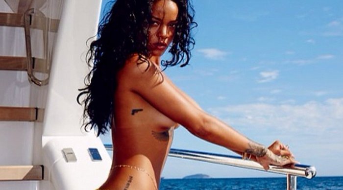 Rihanna sexy in bikini op Instagram