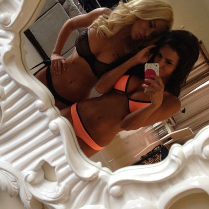 sexy-social-media-babes-selfies-20