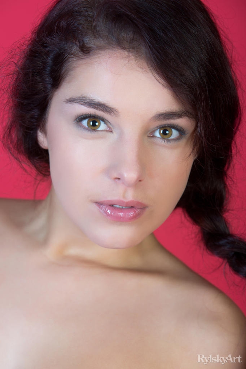 grote-borsten-lekker-zwart-haar-02