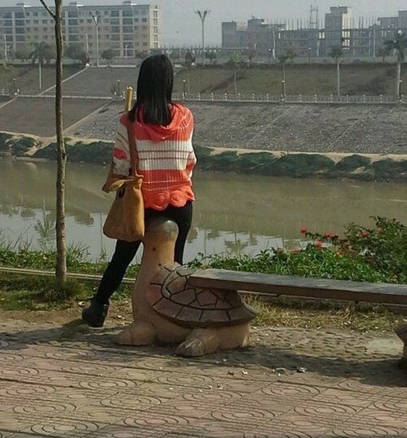 `grappige-sexy-picdump-naakte-topless-vrouwen-48