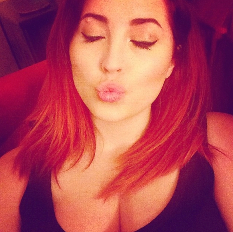 sexy-social-media-babes-selfies-38