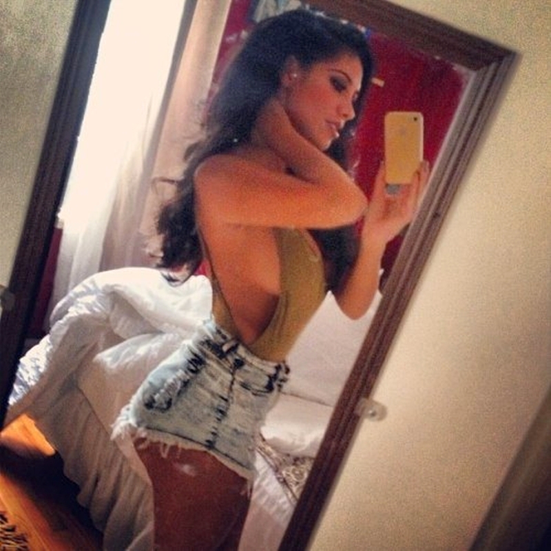 sexy-social-media-babes-selfies-6