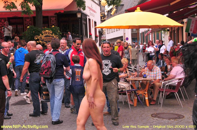 jennifer-grote-tieten-bloot-buiten-009