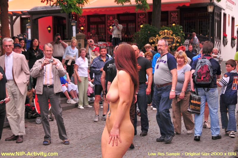 jennifer-grote-tieten-bloot-buiten-010