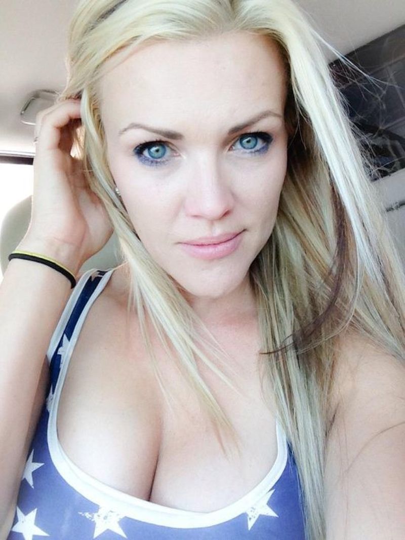 sexy-selfies-social-media-babes-2