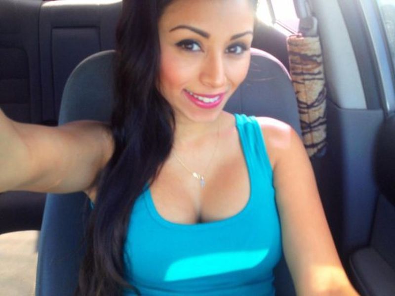 sexy-selfies-social-media-babes-21