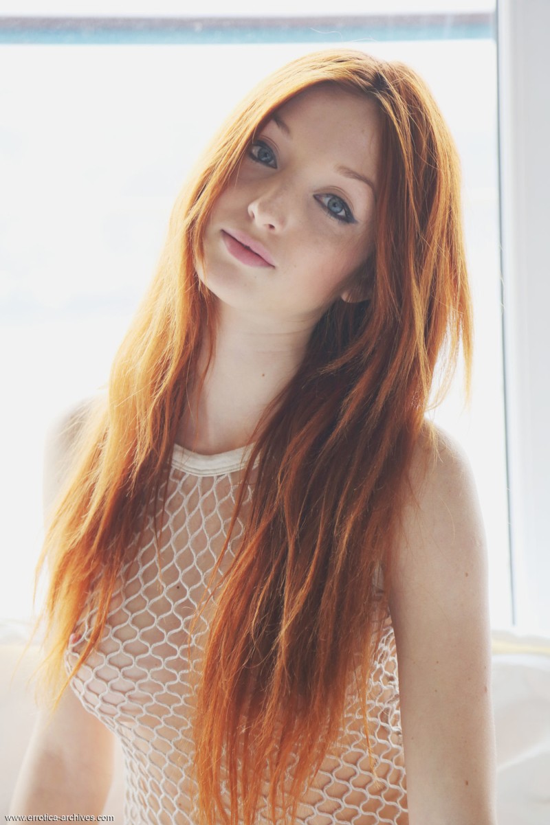 micca-beautiful-red-head-naked-02