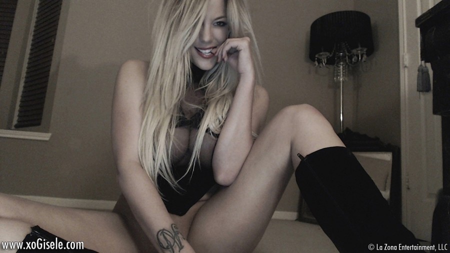 xoGisele-naked-bitch-with-big-tits-15