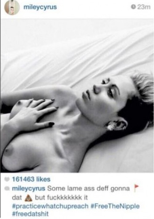 miley-cyrus-topless-op-instagram