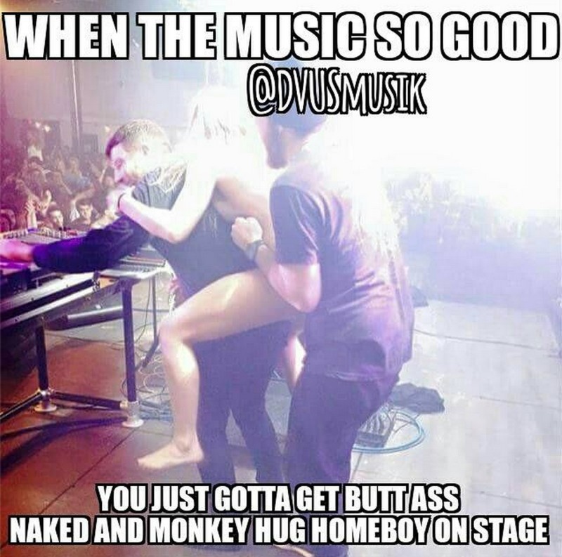 Naakte vrouw op het podium 1 vrouw-naakt-op-het-podium-meme