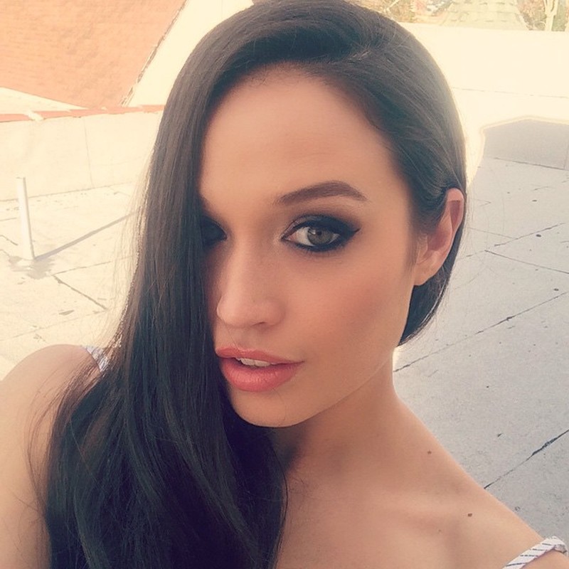 mooie-vrouwen-maken-sexy-selfies-8