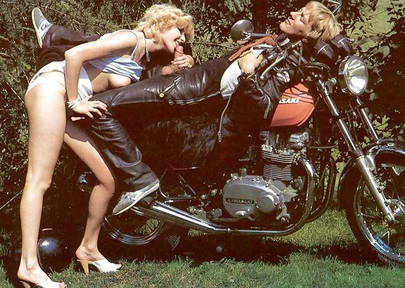 seks-op-de-motor-03