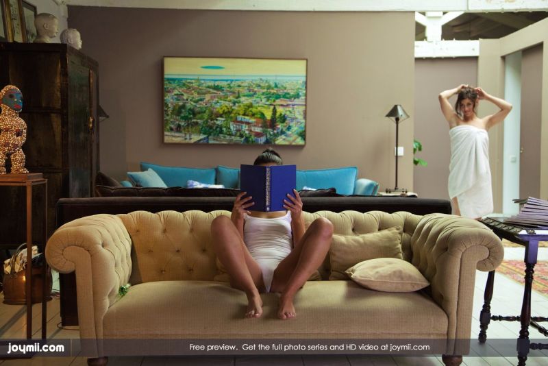 mooie-vrouwen-geile-lesbische-sex-09