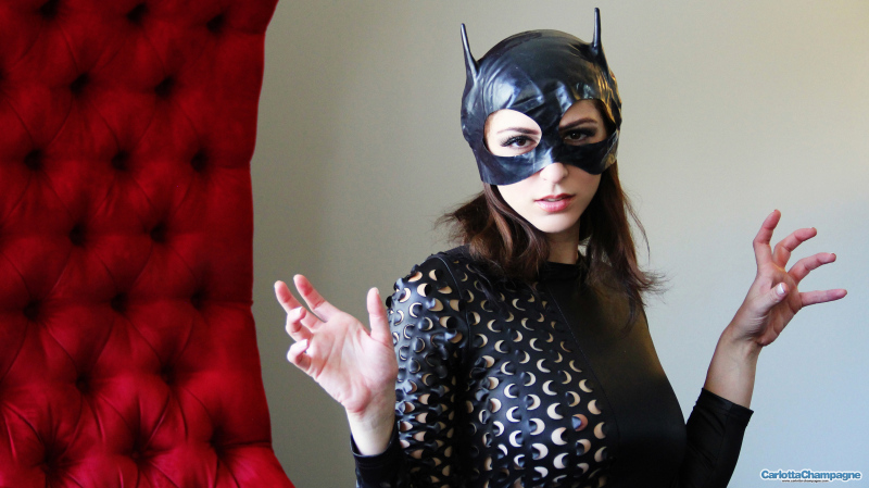 Carlotta-Champagne-as-a-hot-catwoman-05