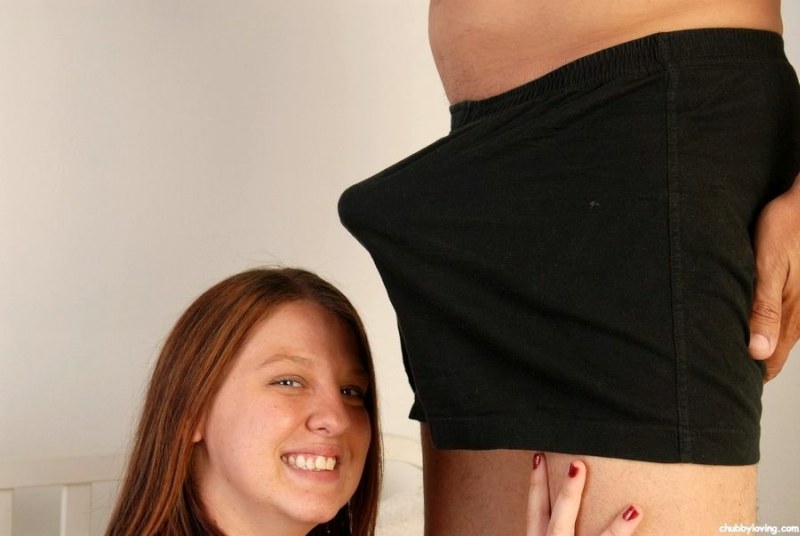 velvet-bbw-loves-to-give-a-hot-blowjob-03