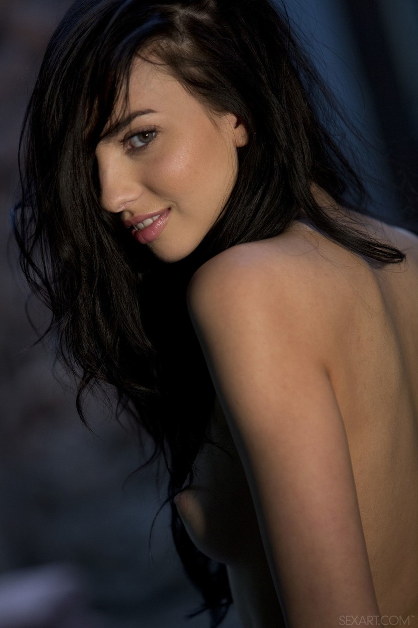 araya-acosta-is-horny-16