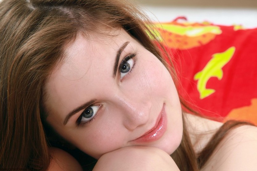 busty-marta-naked-at-home-13