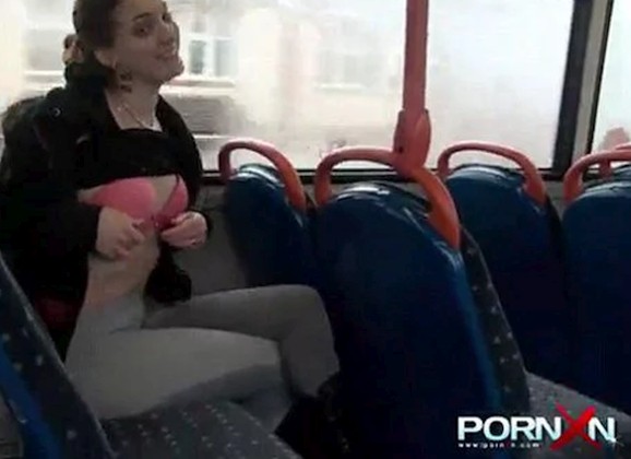 Dominee furieus na opname pornofilm op kerkgrond 2 hongaarse-pornoster-lyen-parker