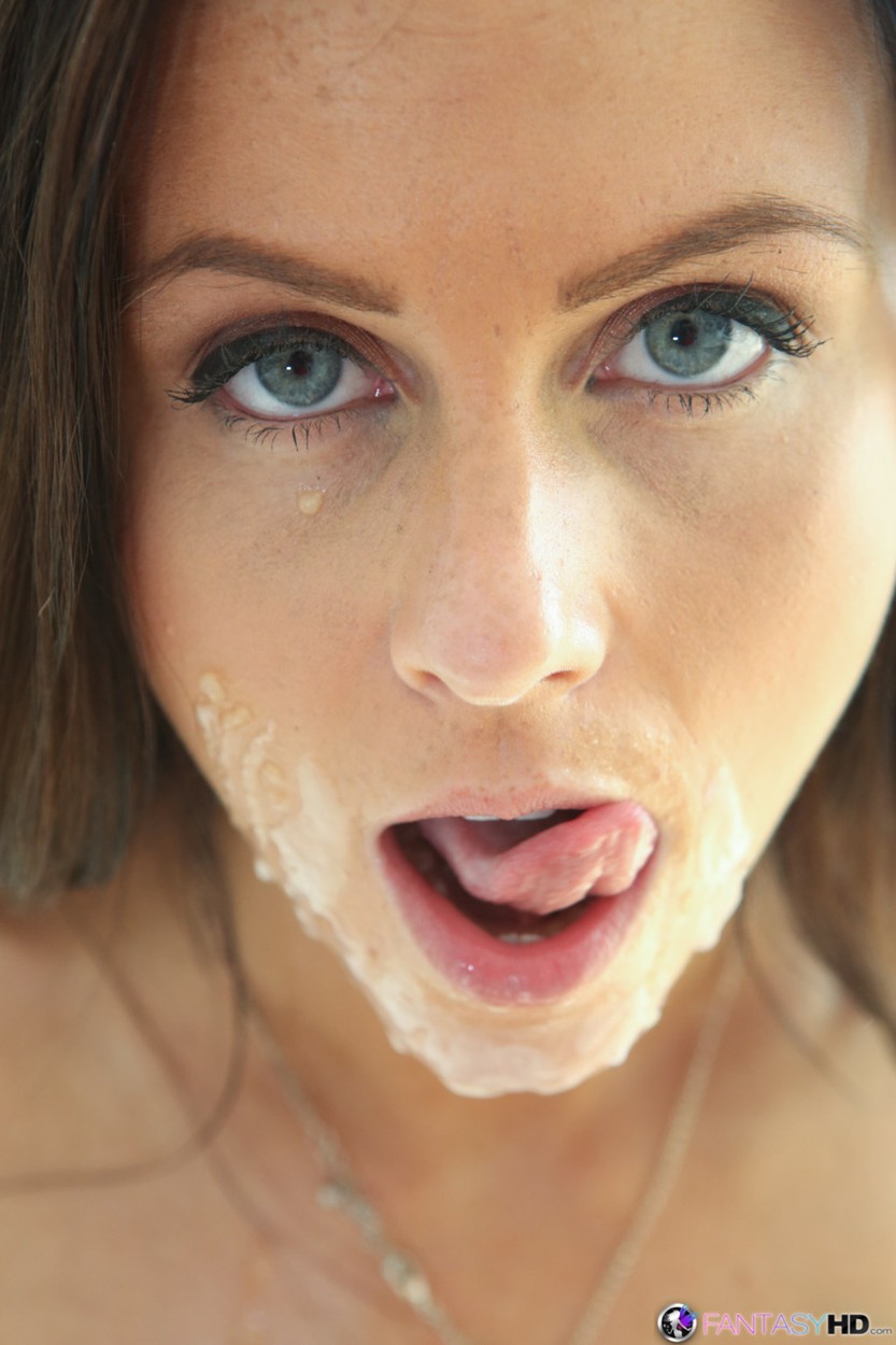 whitney-westgate-gives-a-perfect-blowjob-16