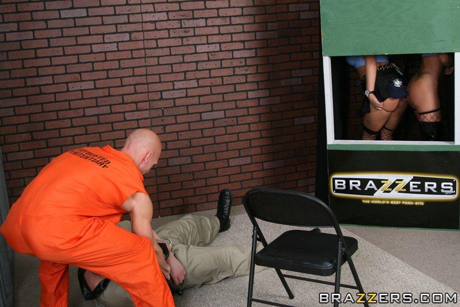 sex-in-de-gevangenis-05