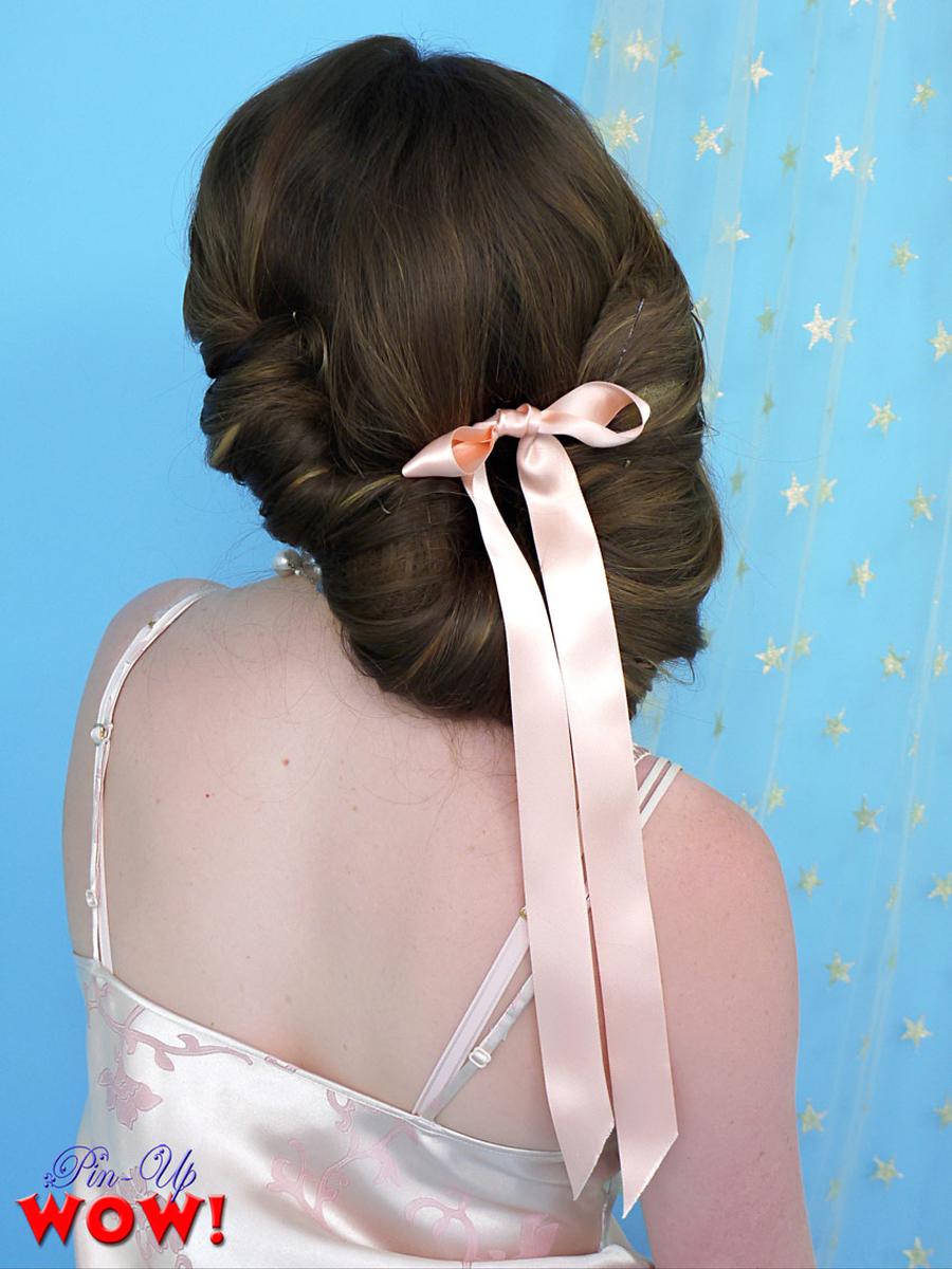 geile-pinup-in-retro-lingerie-en-naakt-07