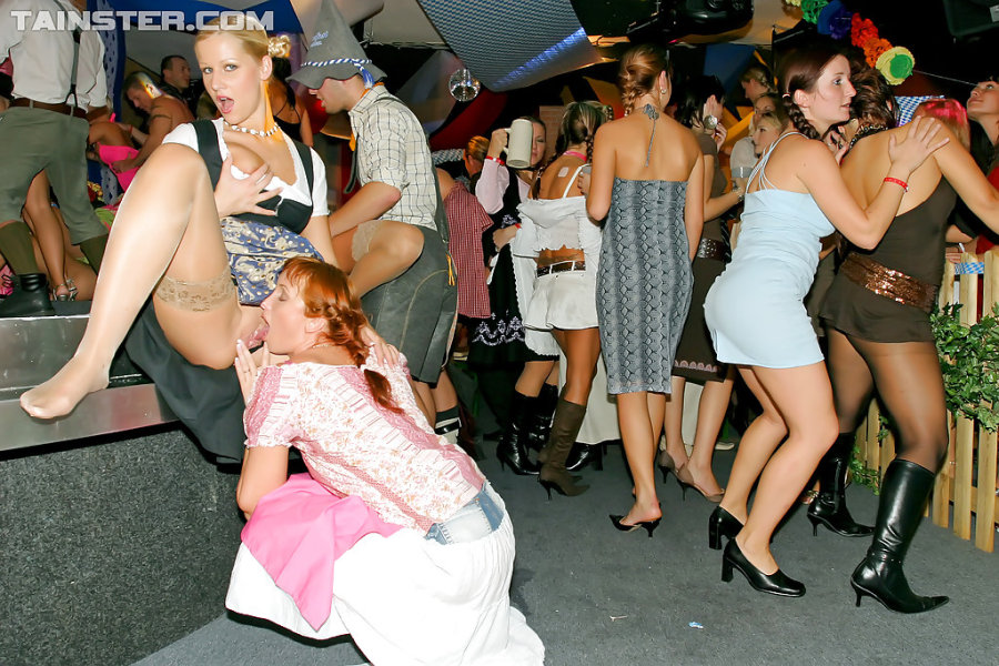 dronken sex in een bordee met hoeren 04