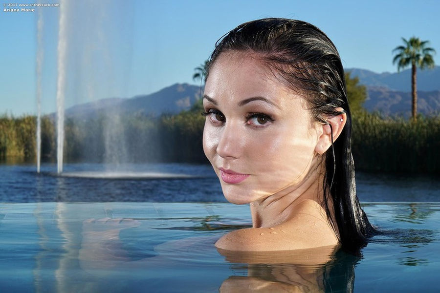 Ariana Marie beste booty vibrator 09