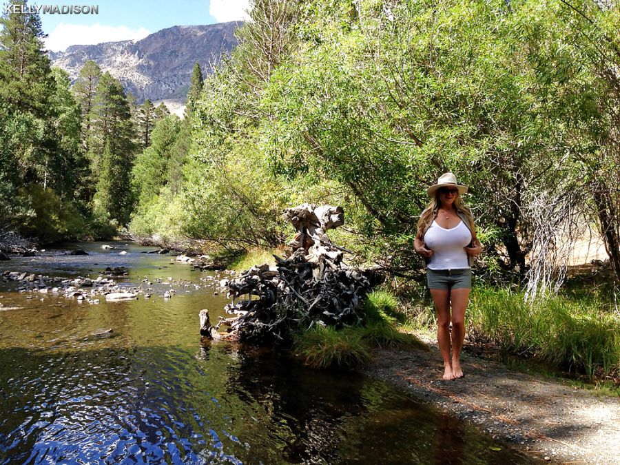 Kelly Madison geile milf grote tieten vissen 13