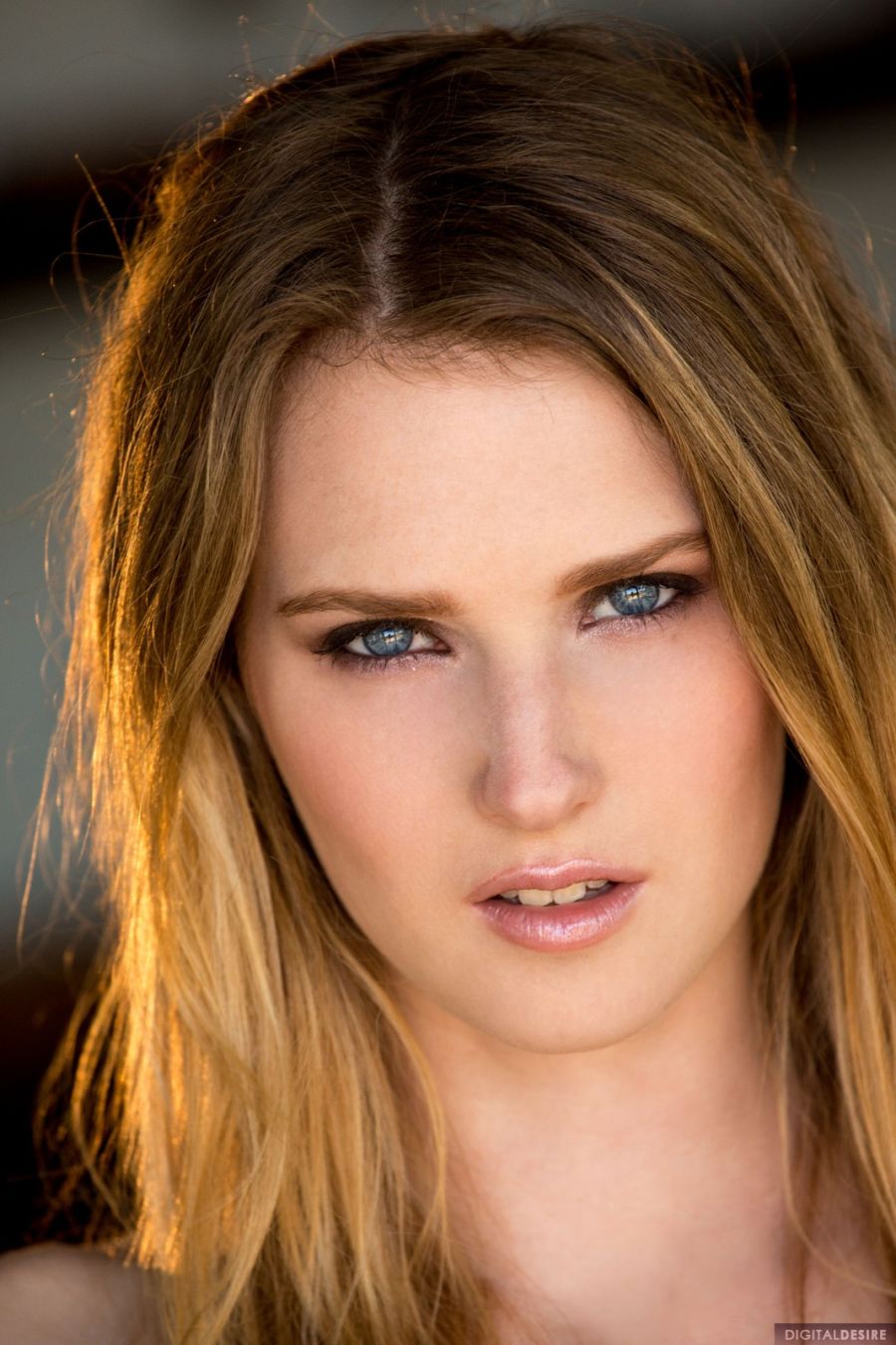 Ashley Lane laat graag haar mooie grote borsten zien 15 Ashley Lane laat haar mooie grote borsten zien 0012