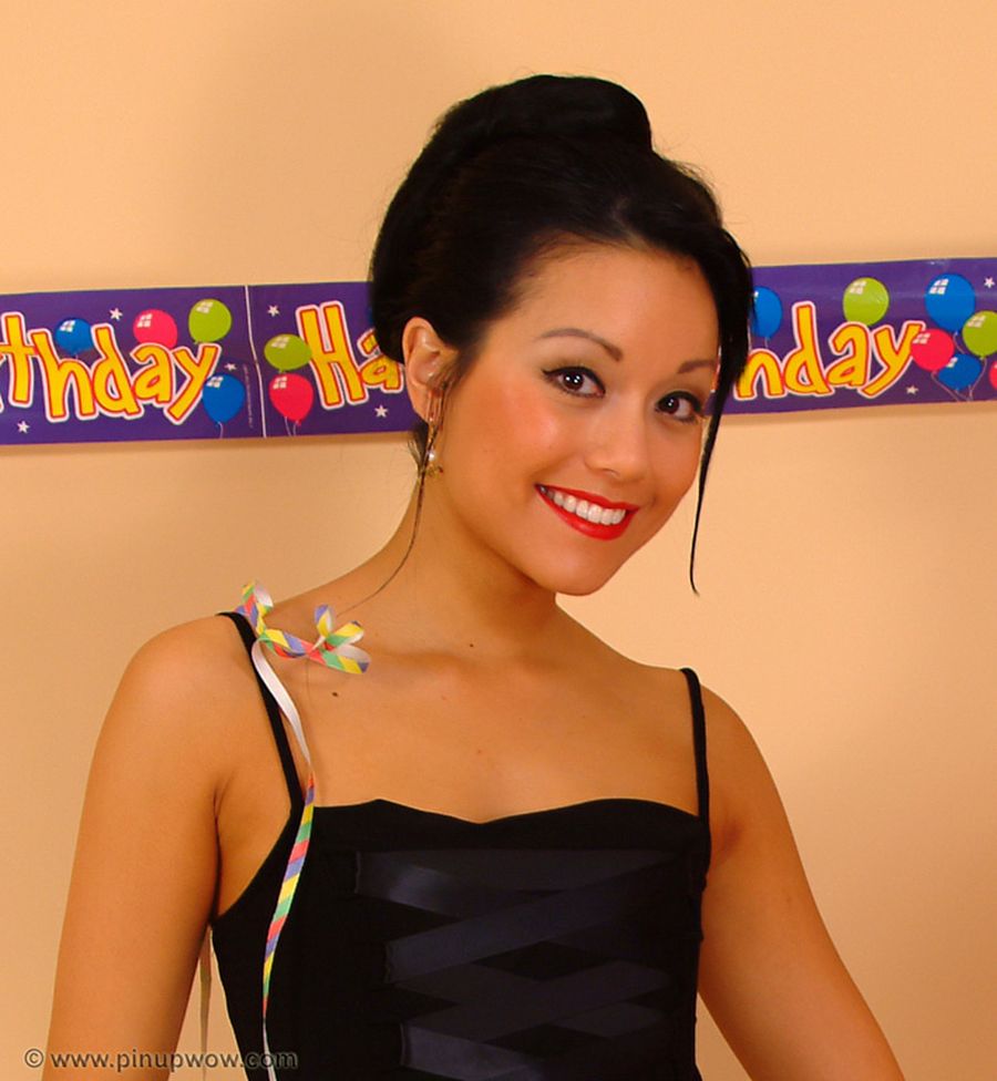 Petra, sexy Aziatische pin-up