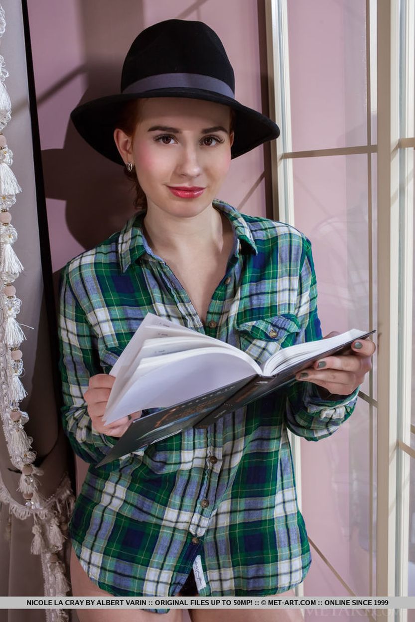 Nicole la Cray artistieke naaktfotos 03