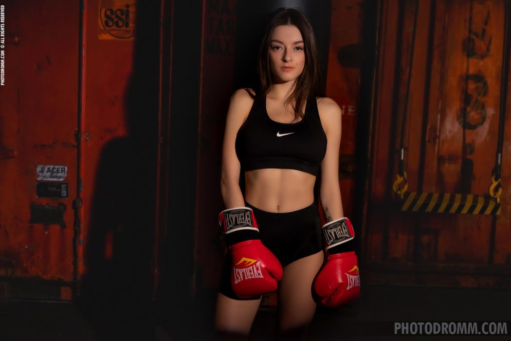 Naakt boksen, Paris heeft een nieuwe hobby