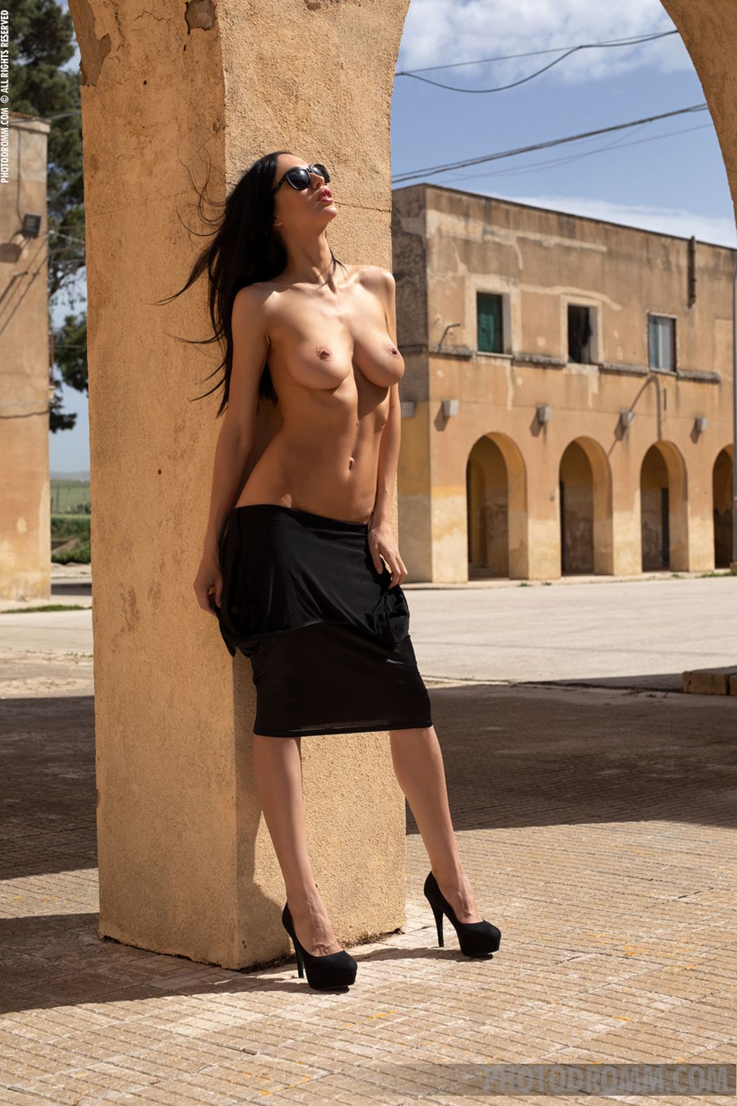 Anastasya hete babe buiten naakt 03