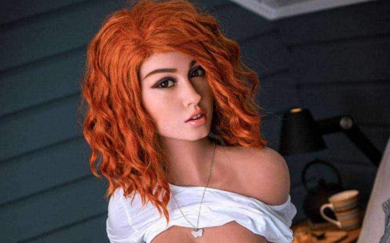 Real Sex Dolls, echte sekspoppen, gaan als een malle tijdens de lock down