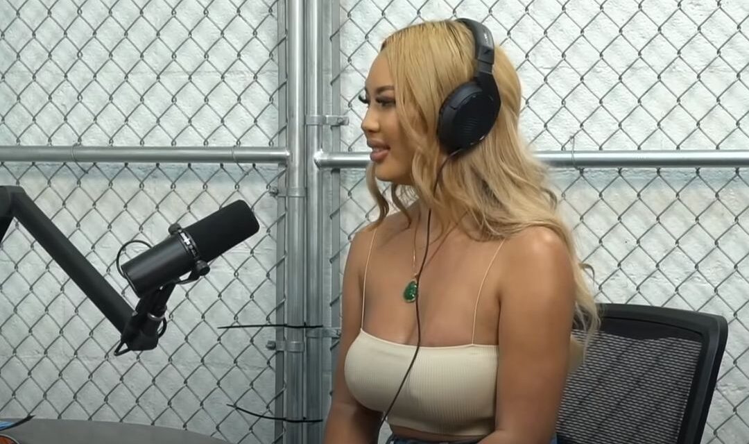 Model komt per ongeluk op sexfeest terecht, ze neukt met 50 mannen