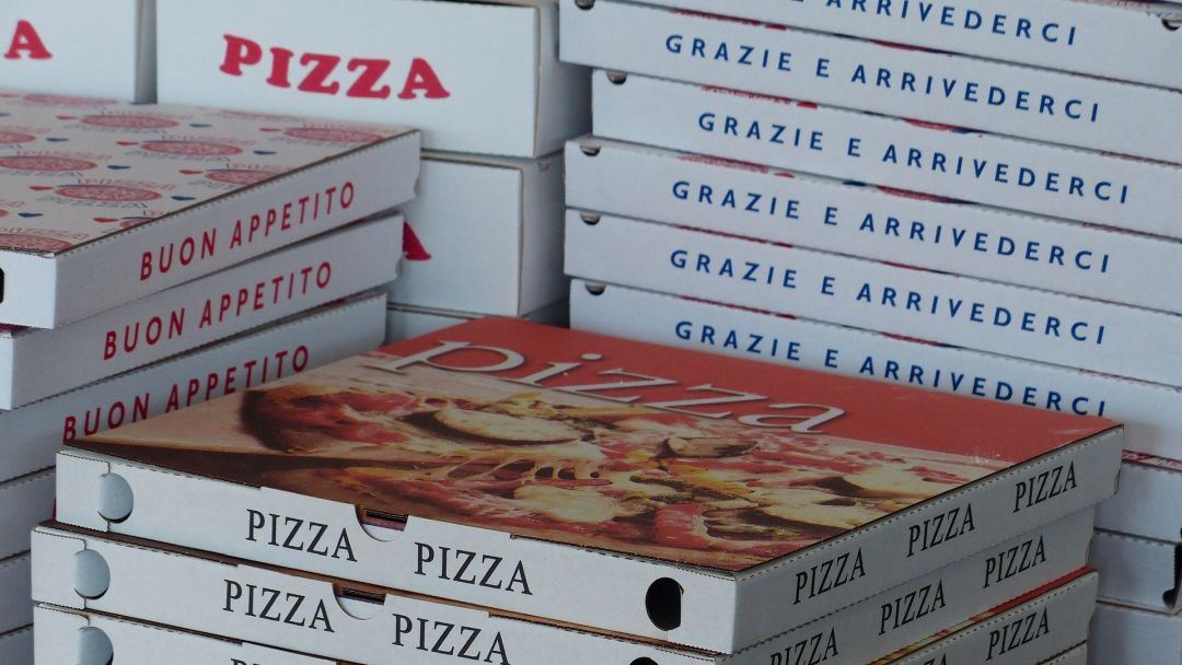 Cel geëist voor twee vrouwen die pizzabezorger een pornomoment wilden bezorgen