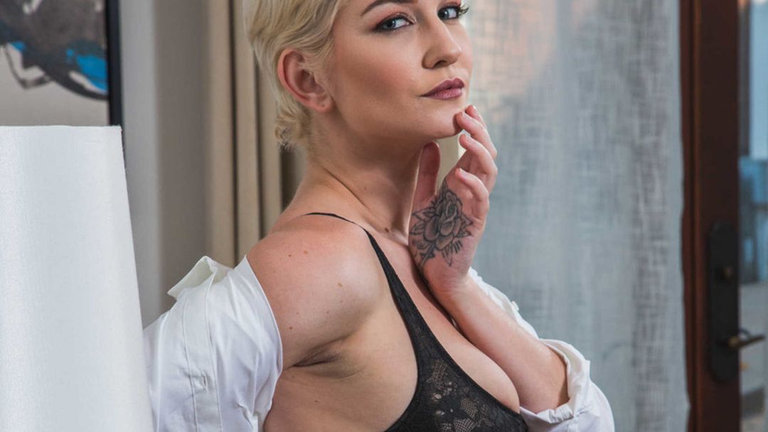 Een erotische kerst met de beste vriendin van mijn zus – deel 2